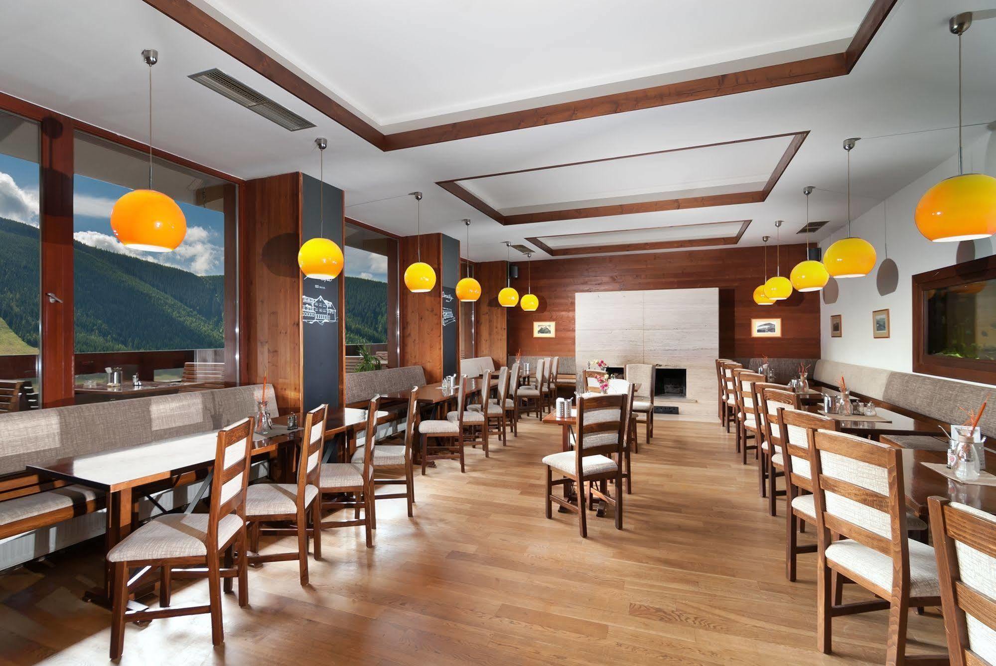 Hotel Adam Špindlerŭv Mlýn Ngoại thất bức ảnh